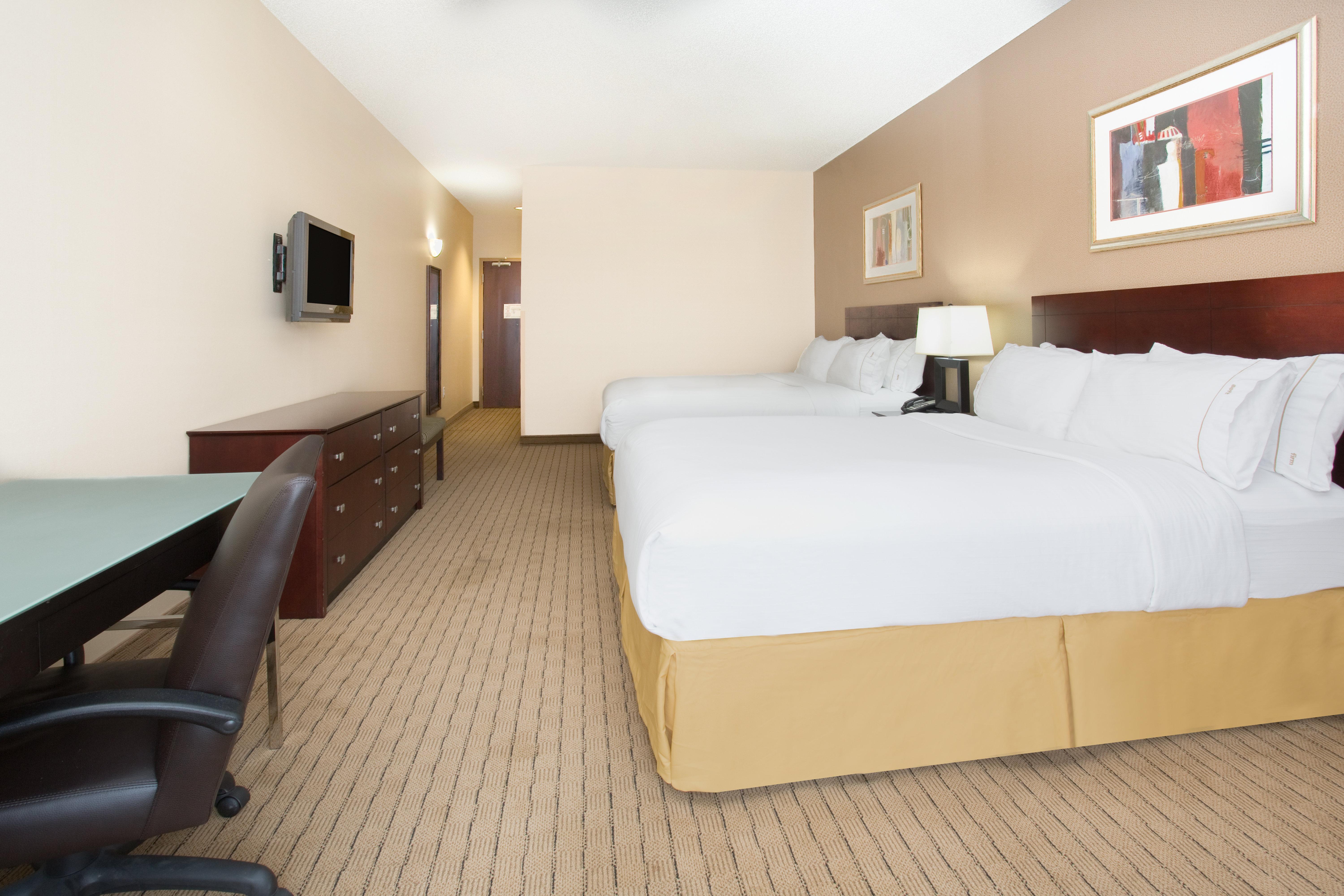 Holiday Inn Express Hotel & Suites Minot South By Ihg Buitenkant foto