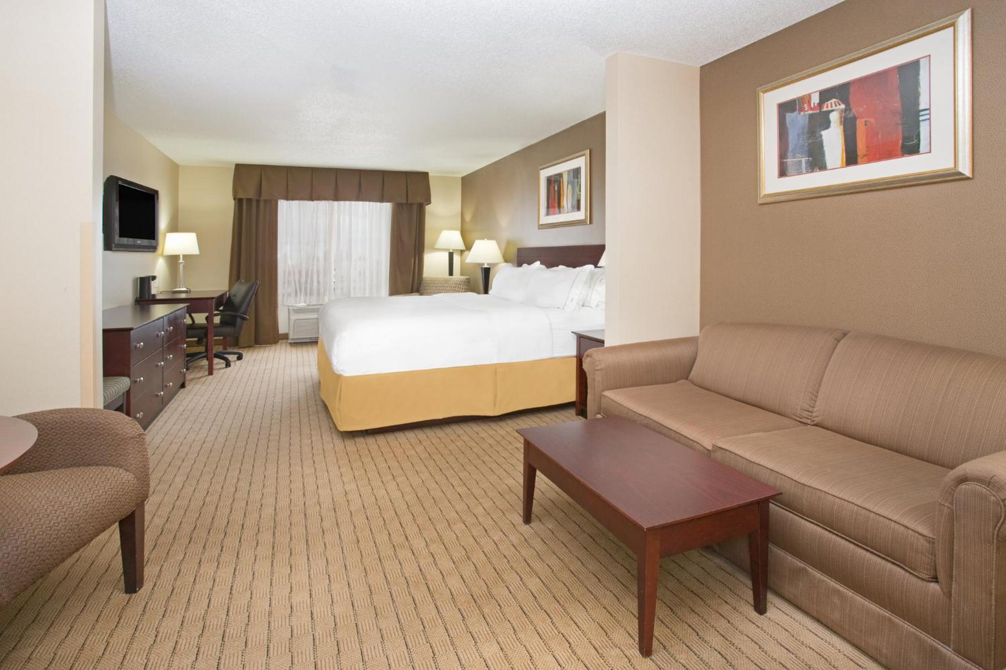 Holiday Inn Express Hotel & Suites Minot South By Ihg Buitenkant foto